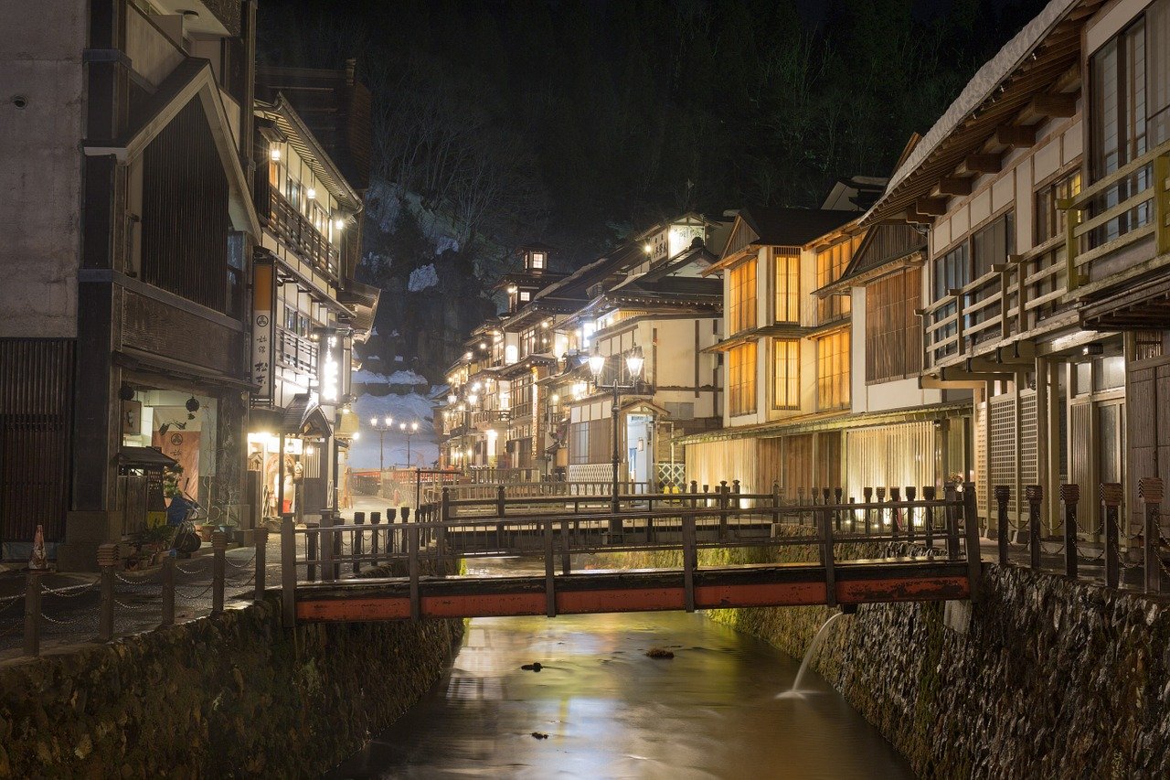 红河日本留学生活中的挑战与解决方法：走向成功留学之路